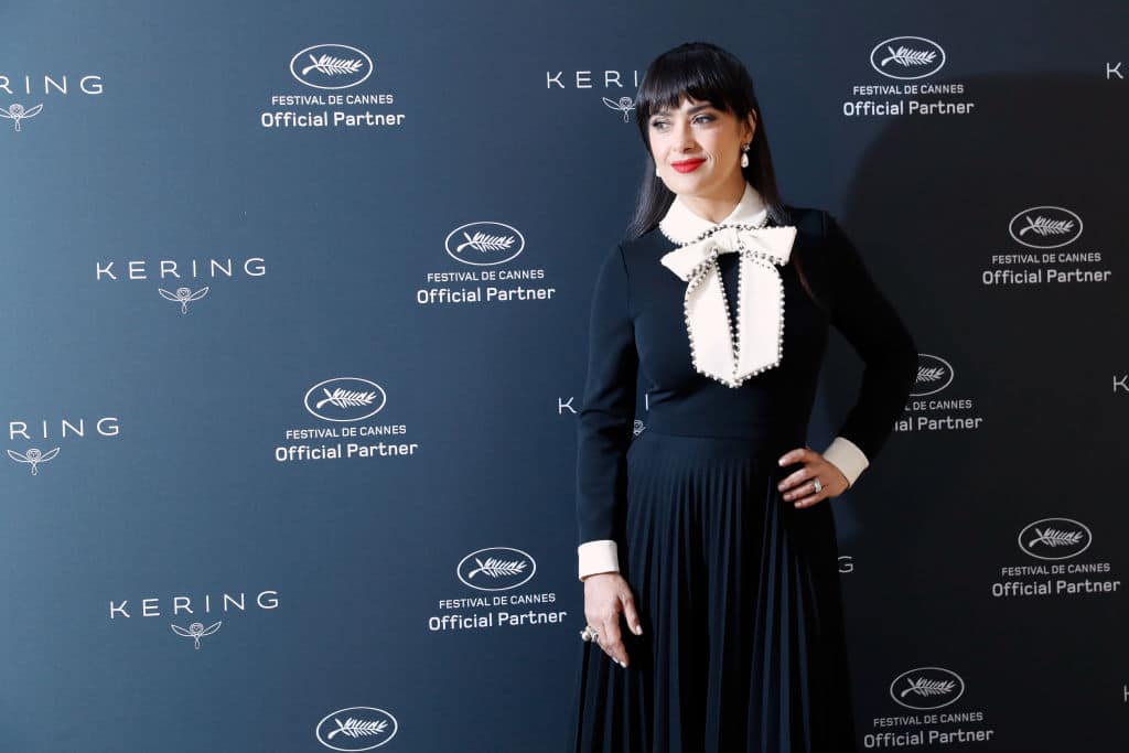 Resultado de imagen para Salma Hayek, tres colores de pelo... en 24 horas en Cannes
