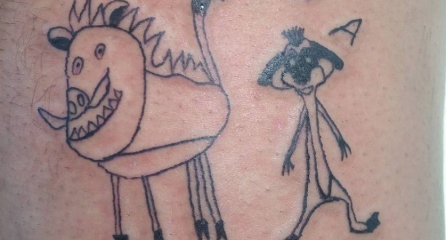 Tatuadora hace tatuajes que parecen dibujados por un niño: fotos